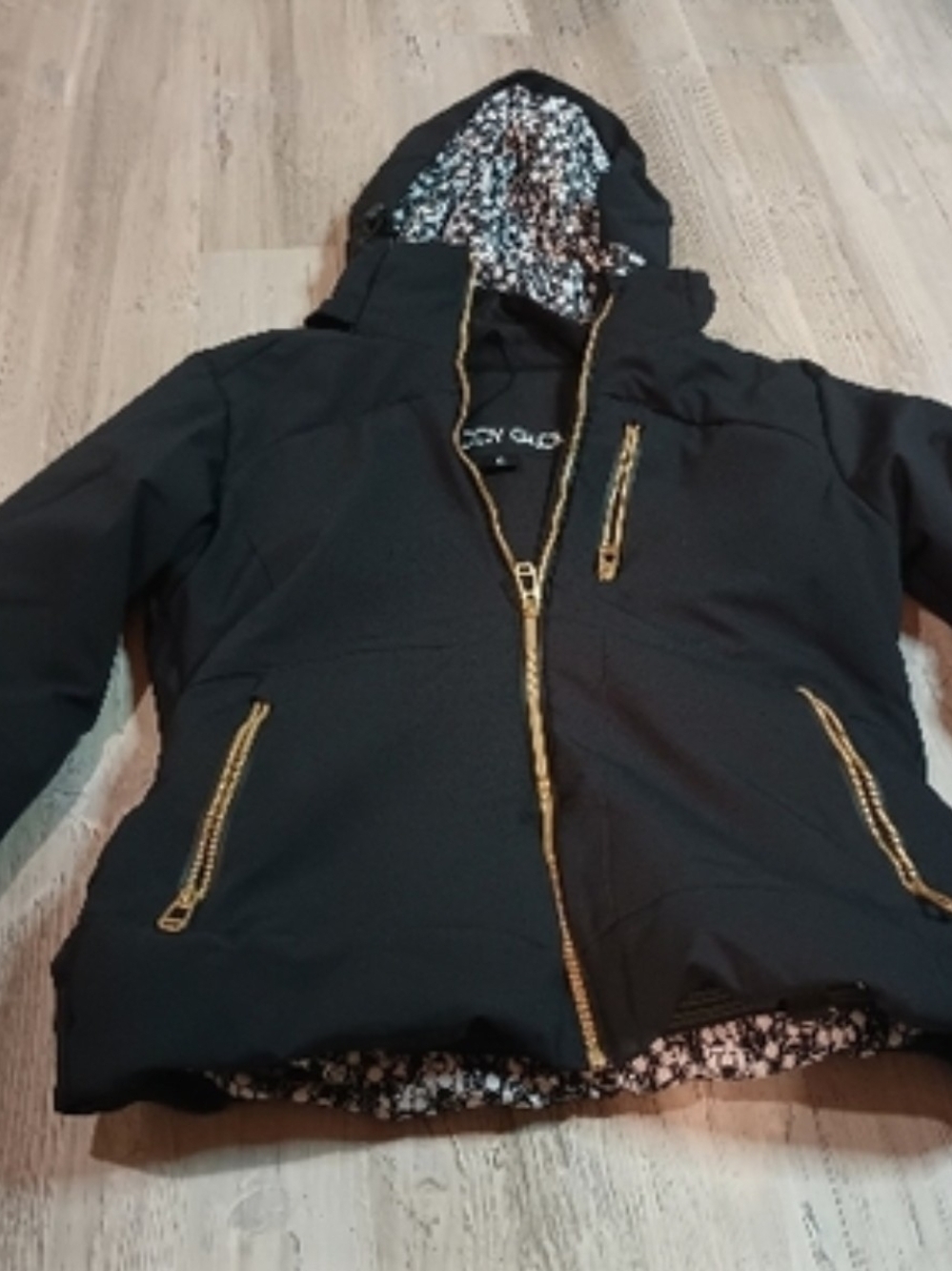 Body Glove Black Ski Jacket with Gold Zippers Small